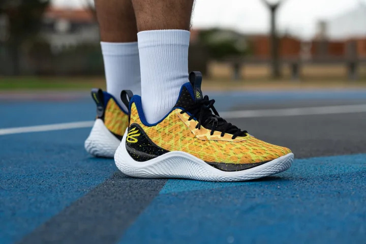 Under Armour Curry Flow 10